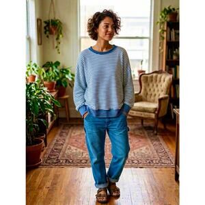 AE "This Feels Seriously Lived In" Big Oversized Slouchy Waffle Sweatshirt Small